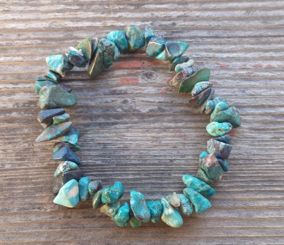 NATURAL CHRYSOCOLLA STONE GEMSTONE STRETCHY CHIP BRACELET