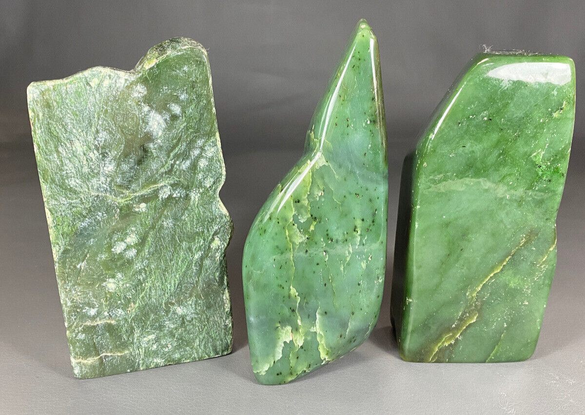 1.86Kg Tumble freeform top Quality crystals tower Nephrite Jade 3PCS decoration