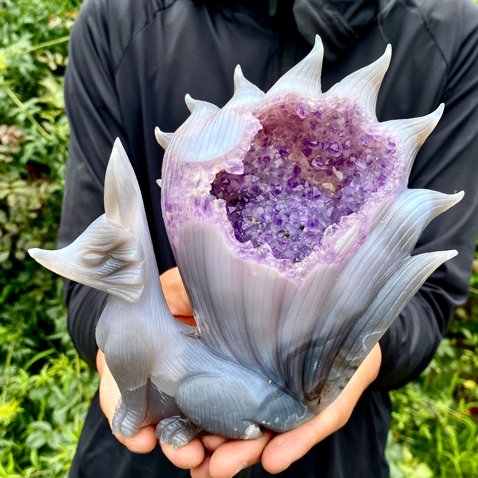 2.2LB Natural Agate Geode Hand Carved Nine-tailed Fox Quartz Crystal Decor
