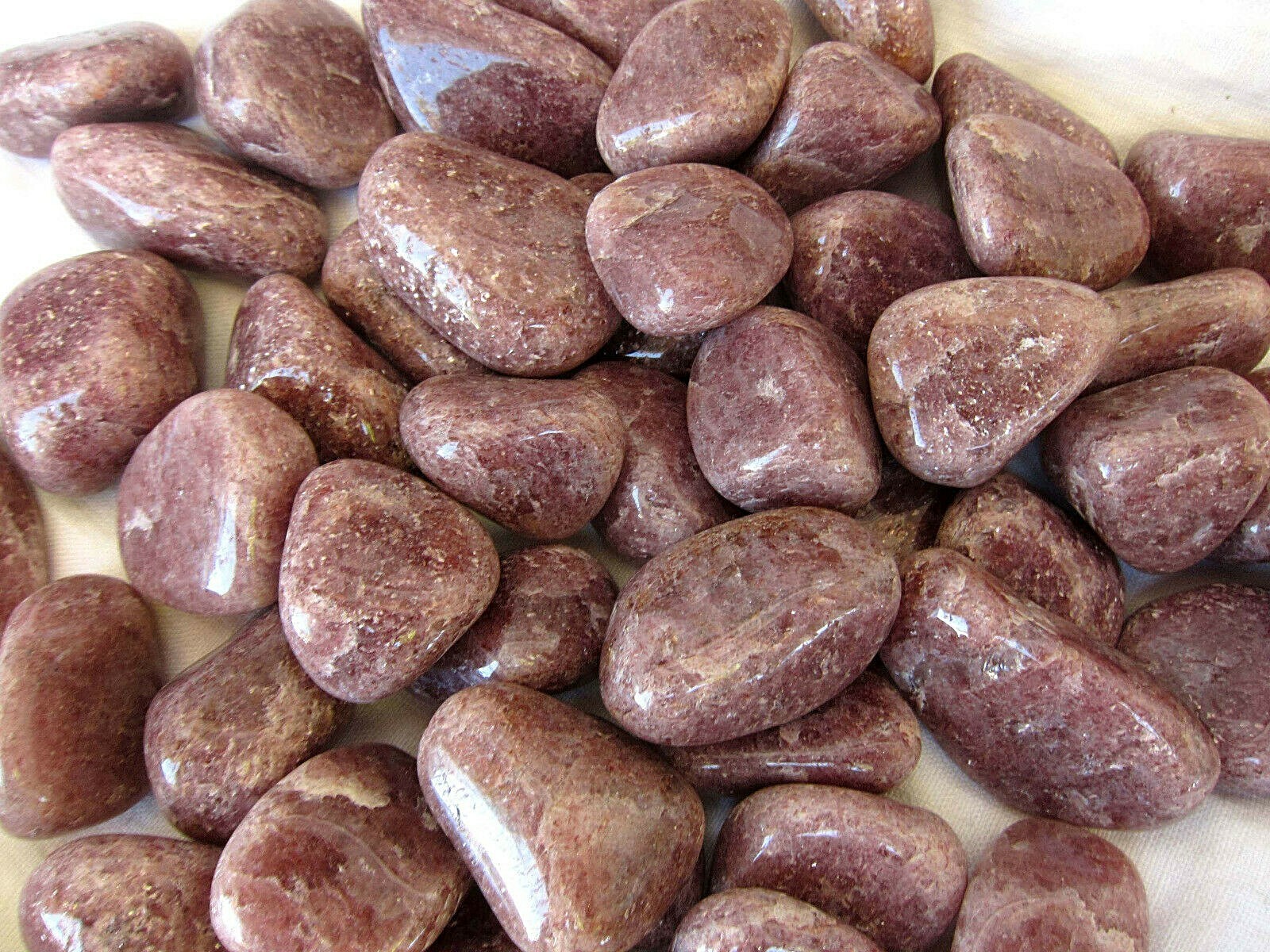 One Pink Aventurine Tumbled Stone 20-25mm Healing Crystal YinYang Heart Chakra