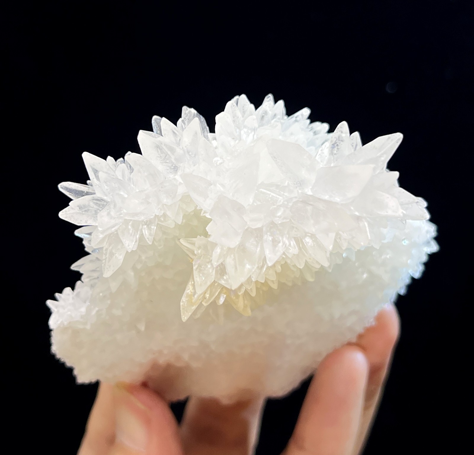 90mm 99g Calcite Stalactite mined from Myanmar, Natural mineral