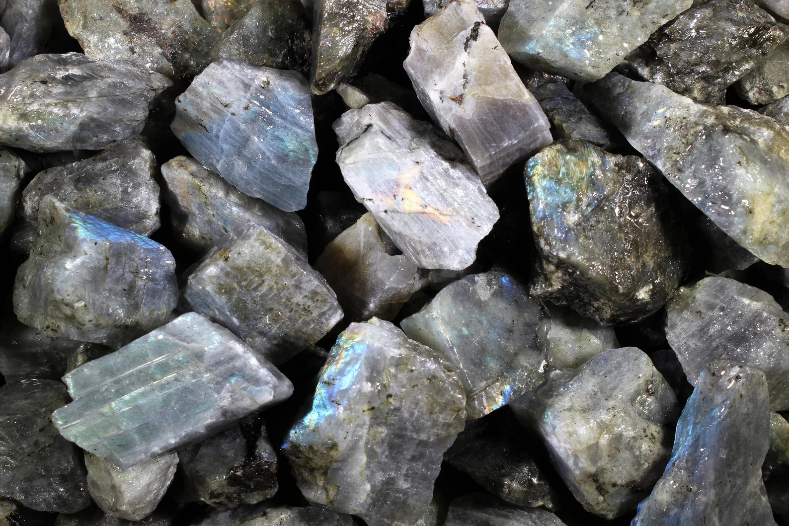 Labradorite – Rough Rocks for Tumbling – Bulk Wholesale 1LB options