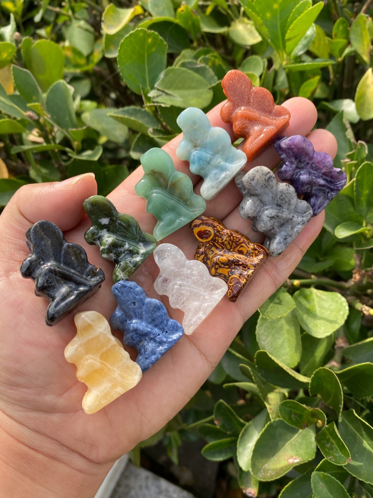 5pcs mixed Natural Quartz carved crystal fairy skull reiki healing gift random