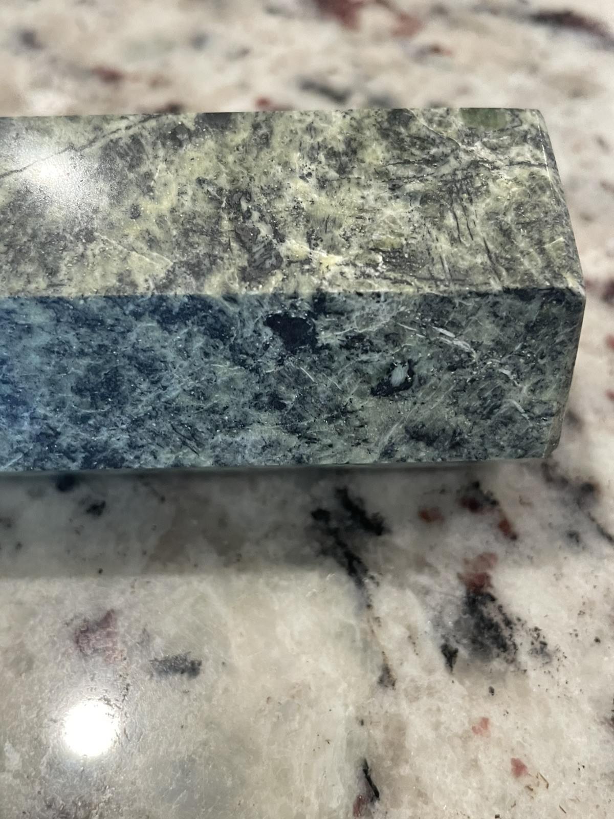 9.5″ Serpentine? Crystal Tower Obelisk – 1 lb 12.7 oz Polished 813.6 grams