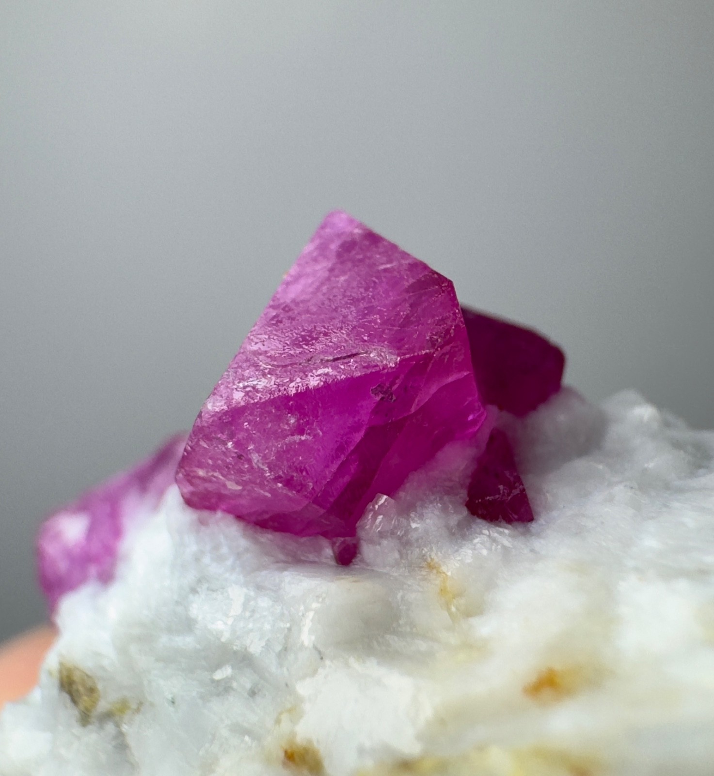147 Ct Natural Ruby Crystal On Matrix From Jegdalak Afghanistan