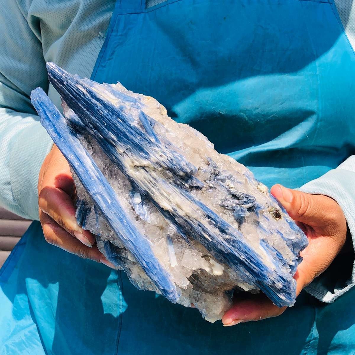 4.35LB Natural Blue Crystal Mineral Standard Rough Healing Specimen 5295
