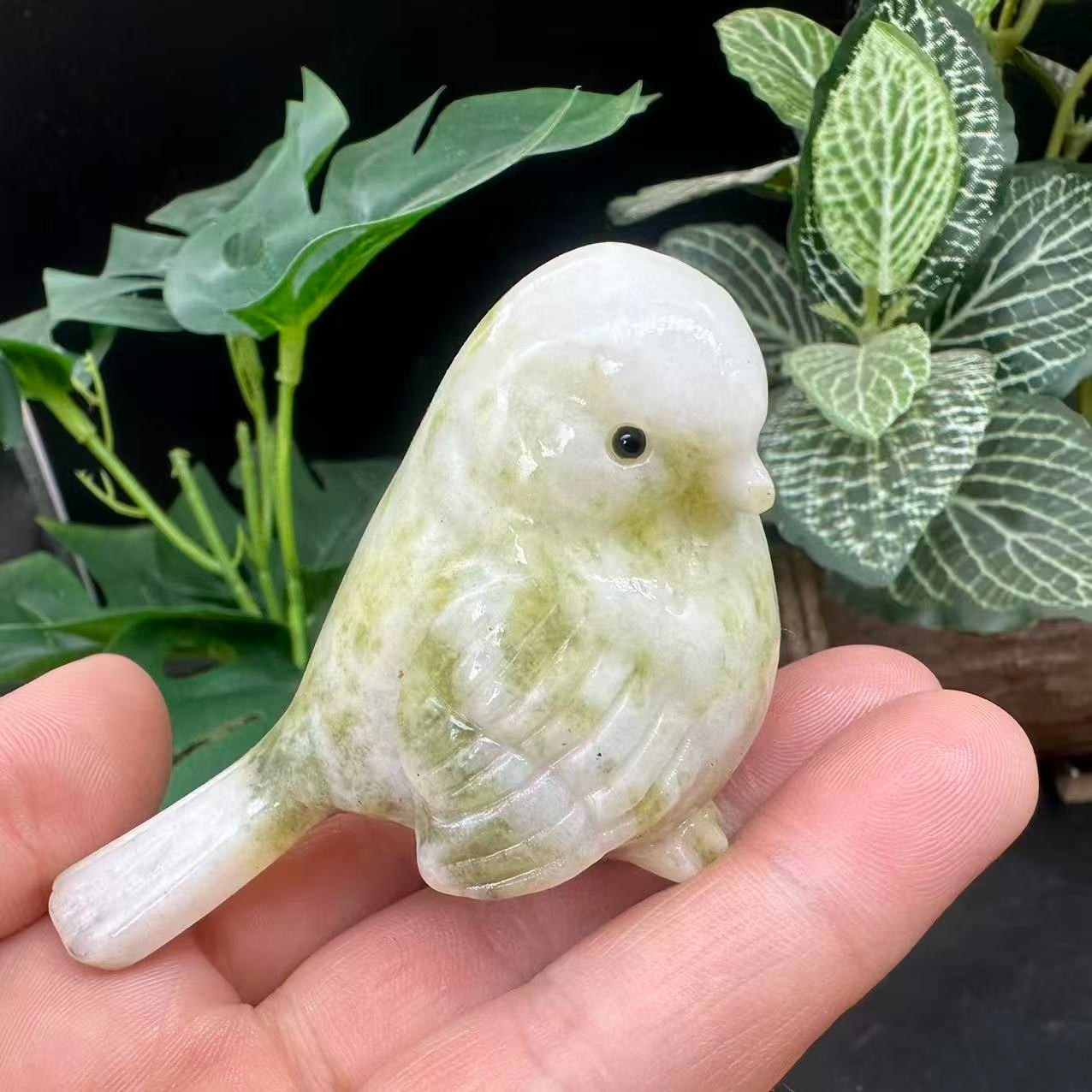 1pc Natural Lantian jade Quartz Carved birds Skull Crystal Reiki Decor Gift