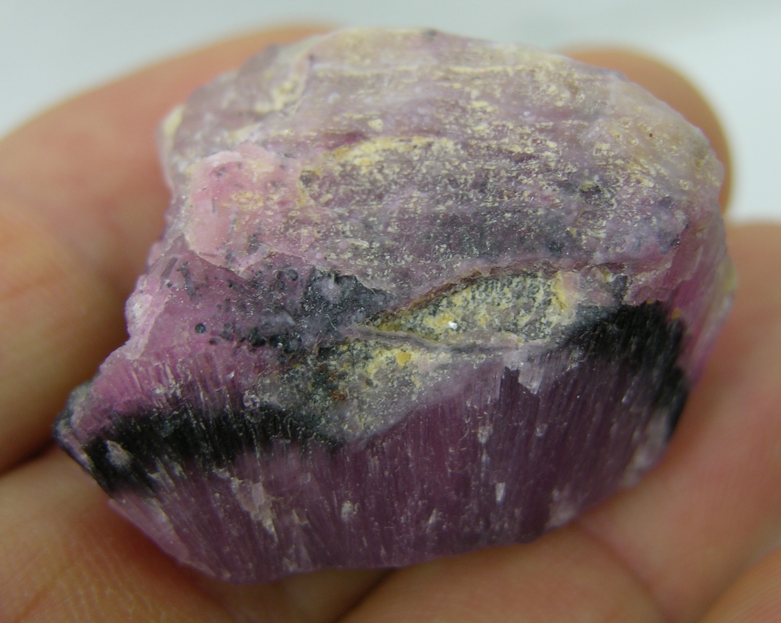 134.10Ct 100% Natrual Rubellite Mushroom Tourmaline Crystal Specimen 26.80g 27mm