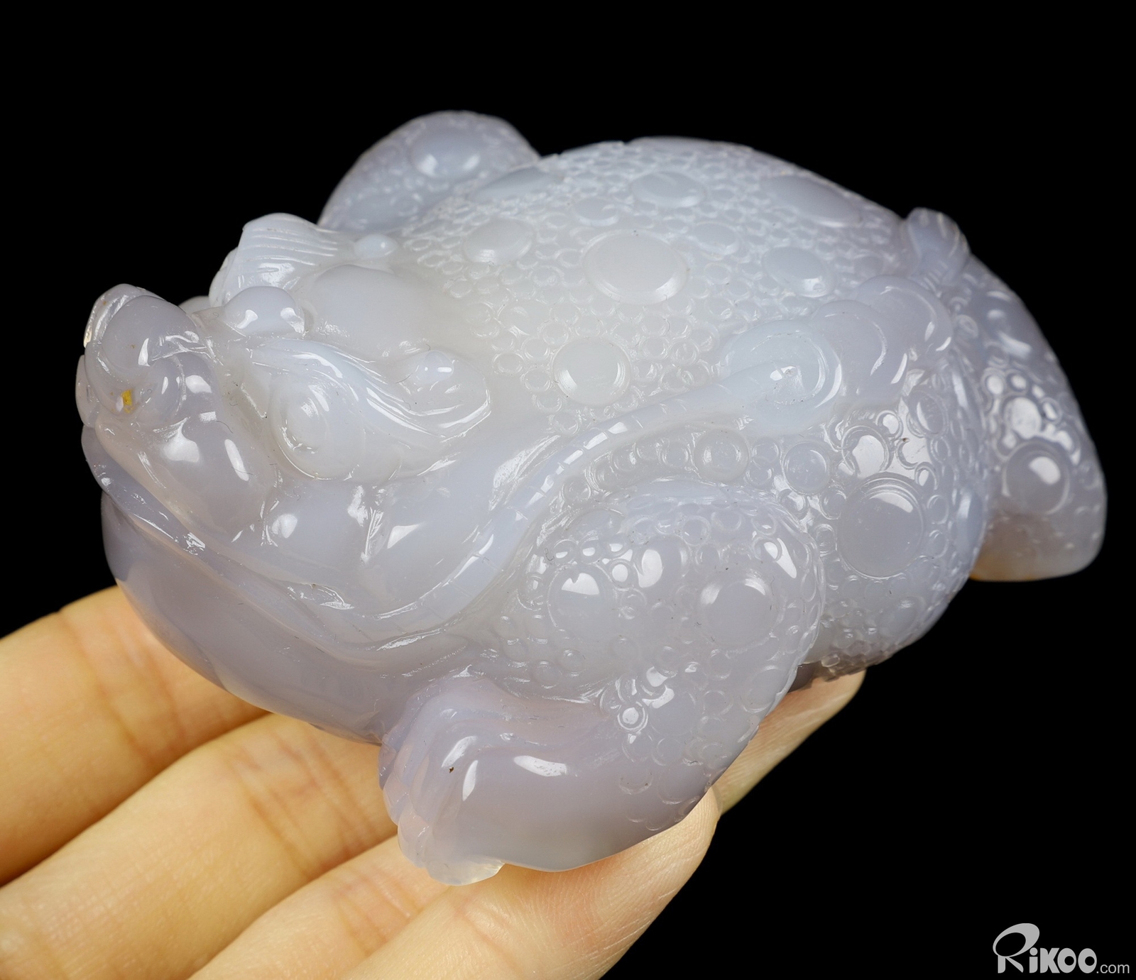 3.3″ Agate Hand Carved Crystal Toad Sculpture, Crystal Healing