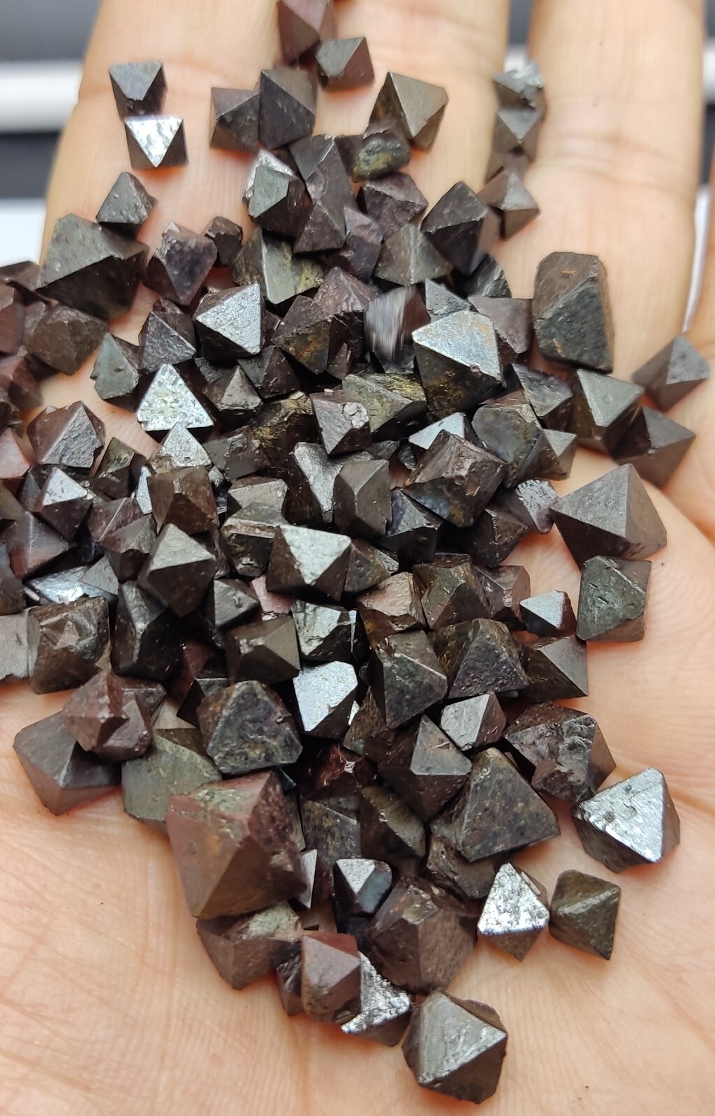 500 grams Magnetite Crystals
