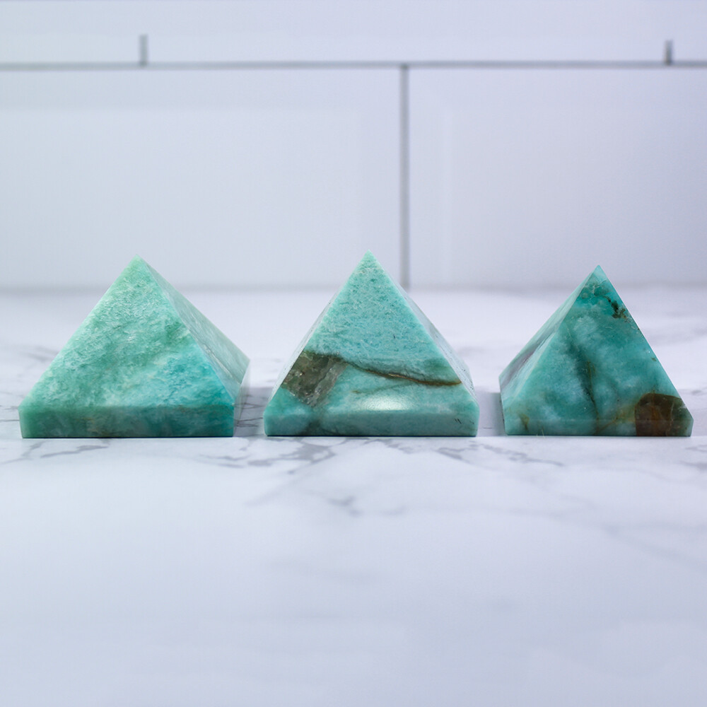 4~5CM Natural Amazonite Pyramid Crystal Grid Vastu Pyramid Reiki Healing