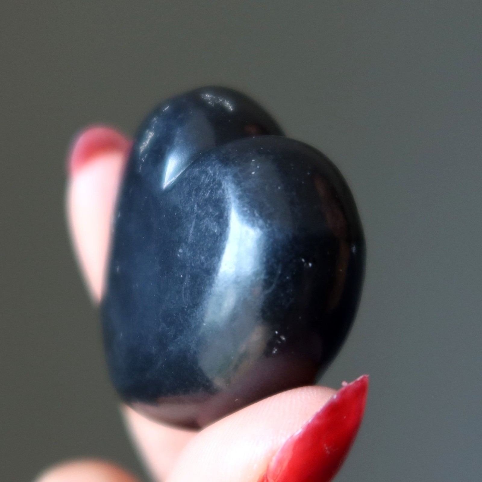 Shungite Heart Stone Love Protection Crystal Natural Black Polished Gemstone