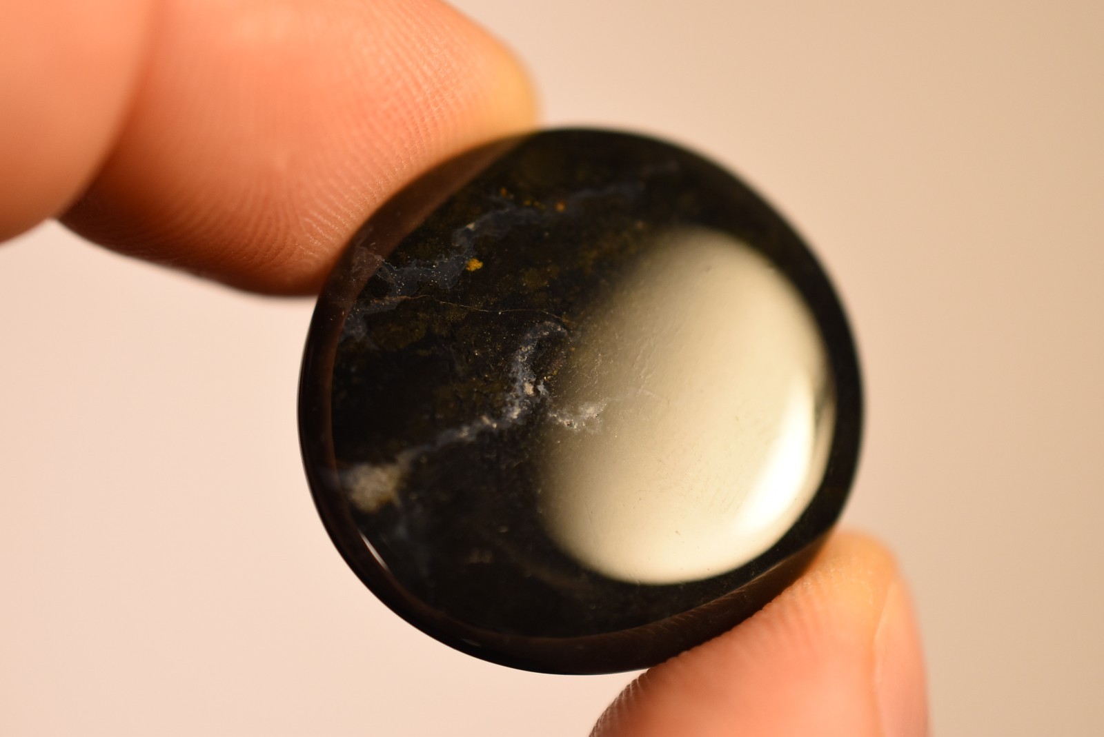 3 *BLACK ONYX* Flat Stones 2-3cm 23g Natural Stone Palm Thumb Worry