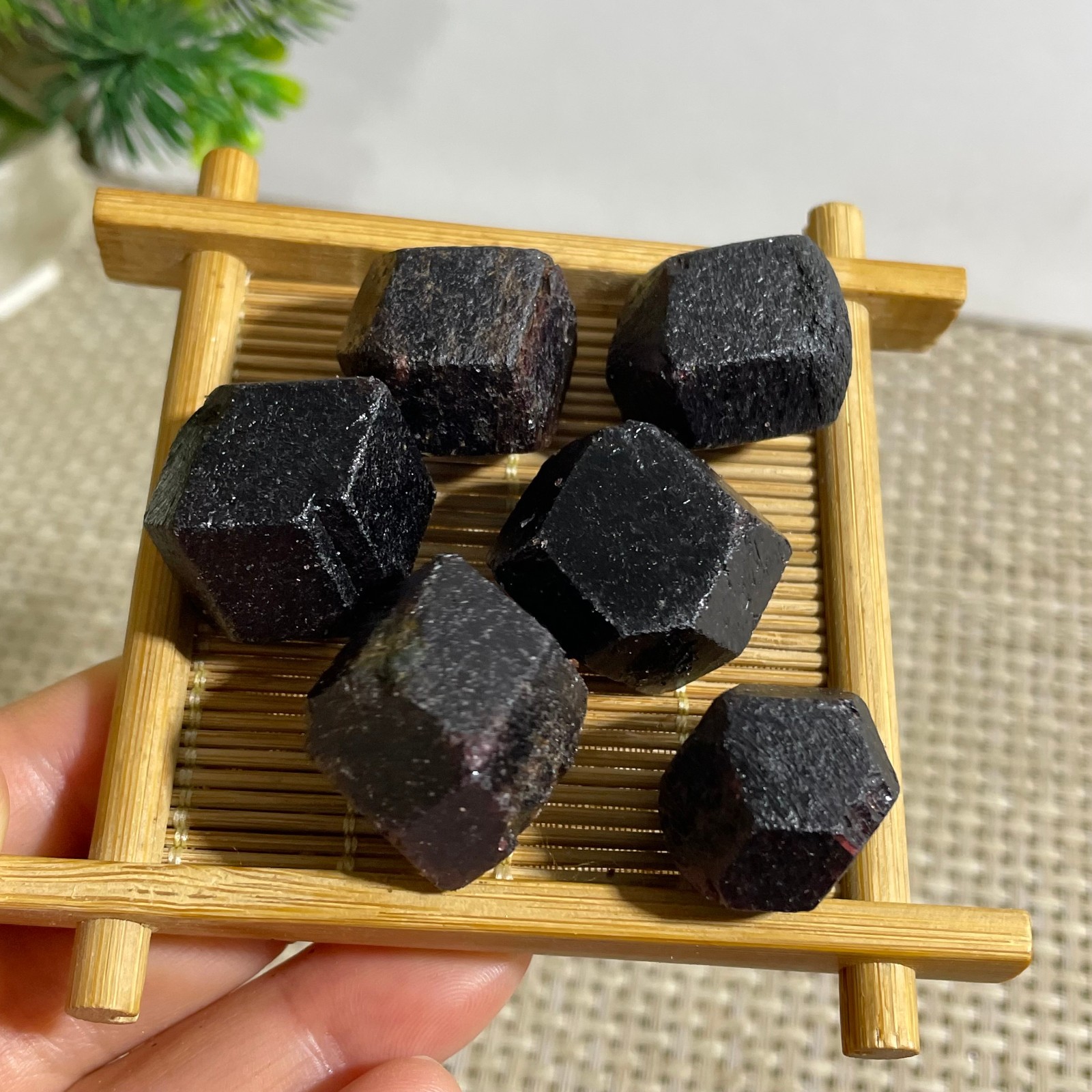 6pcs RED Garnet Crystal gemstone rough stone mineral specimen 120g