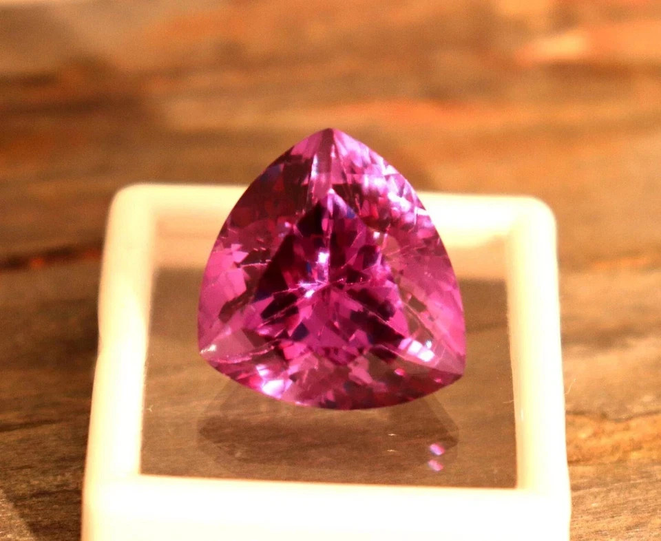 Natural Color Change Alexandrite 9.45 Ct+ Trillion Cut Certified Loose Gemstone