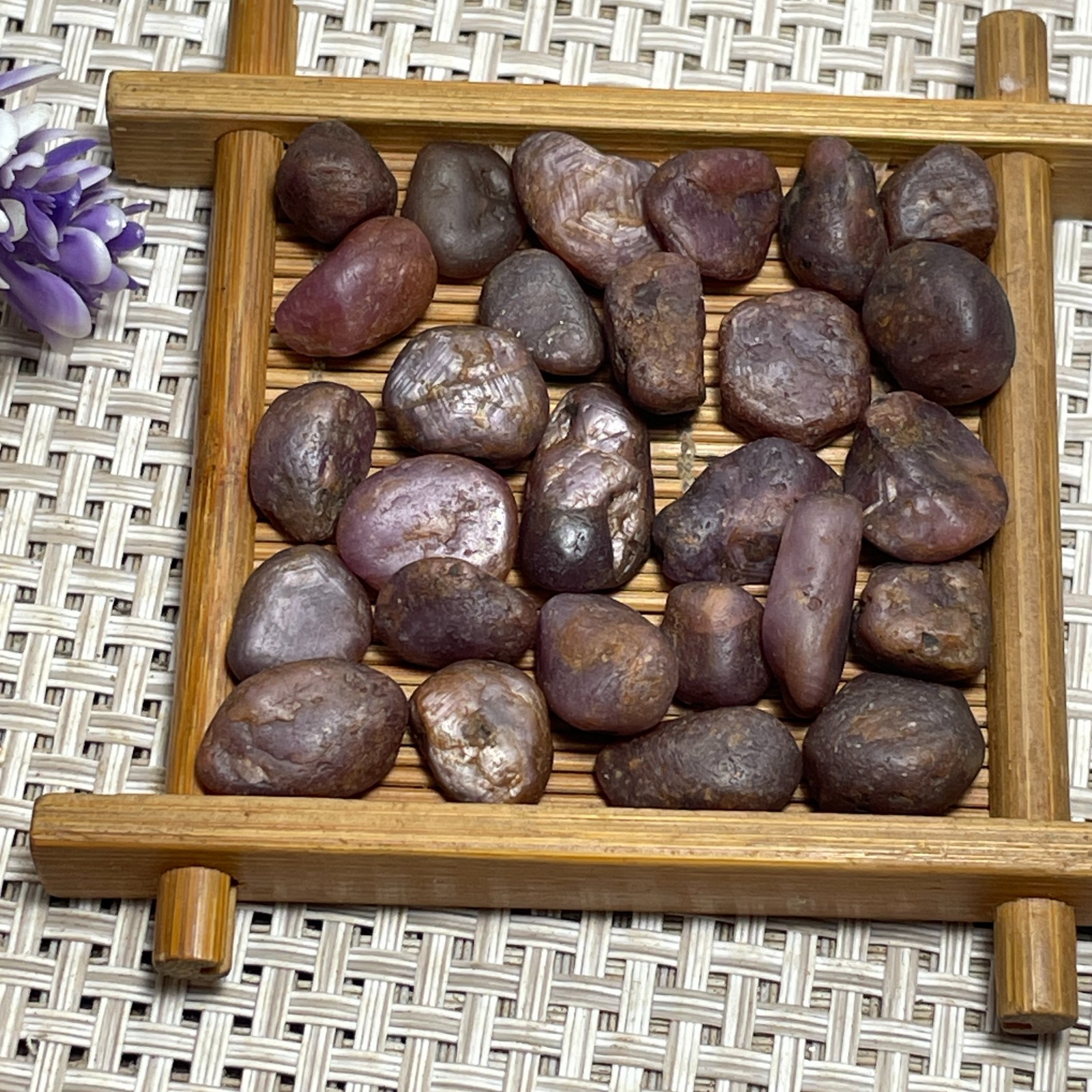 Mixed colors Corundum stone – Red Sapphire Unprocessed stone Mozambique a2996
