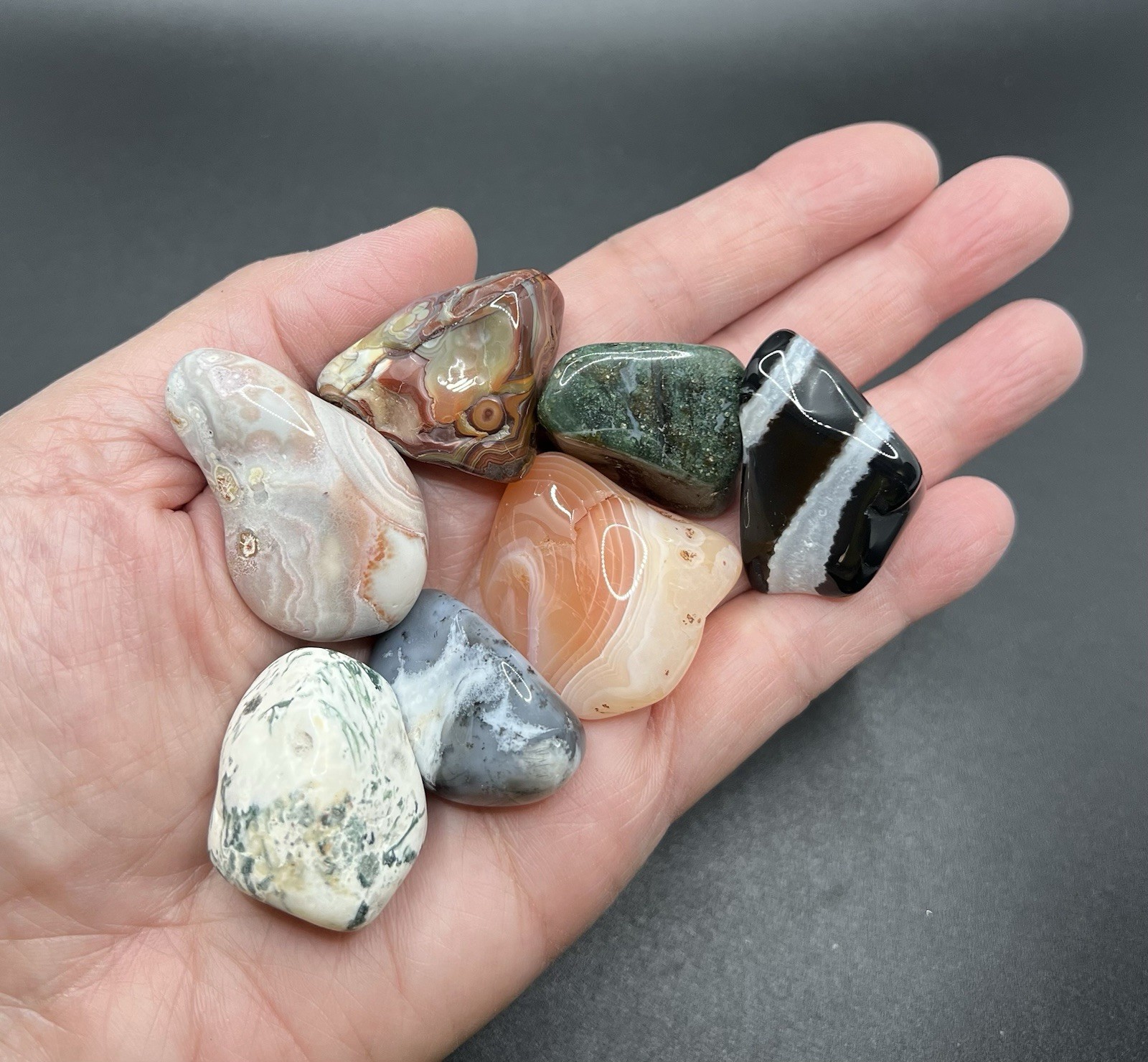 Agate Genuine Stones 7pcs 121.5g Total – Beautiful Patterns !!
