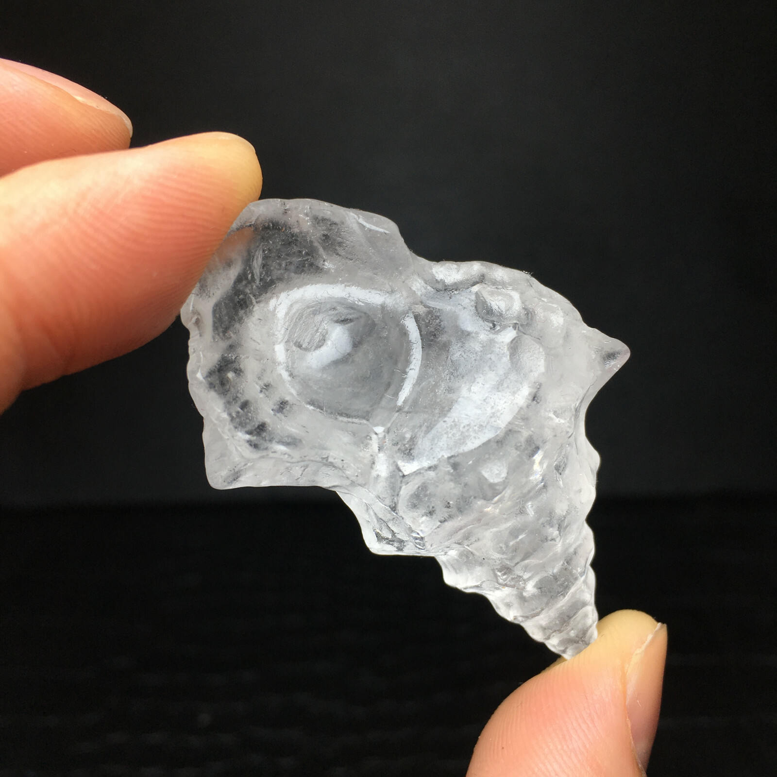 Natural Crystal Specimen.Quartz . Hand-carved. Exquisite Sea Snail. Healing 1PC