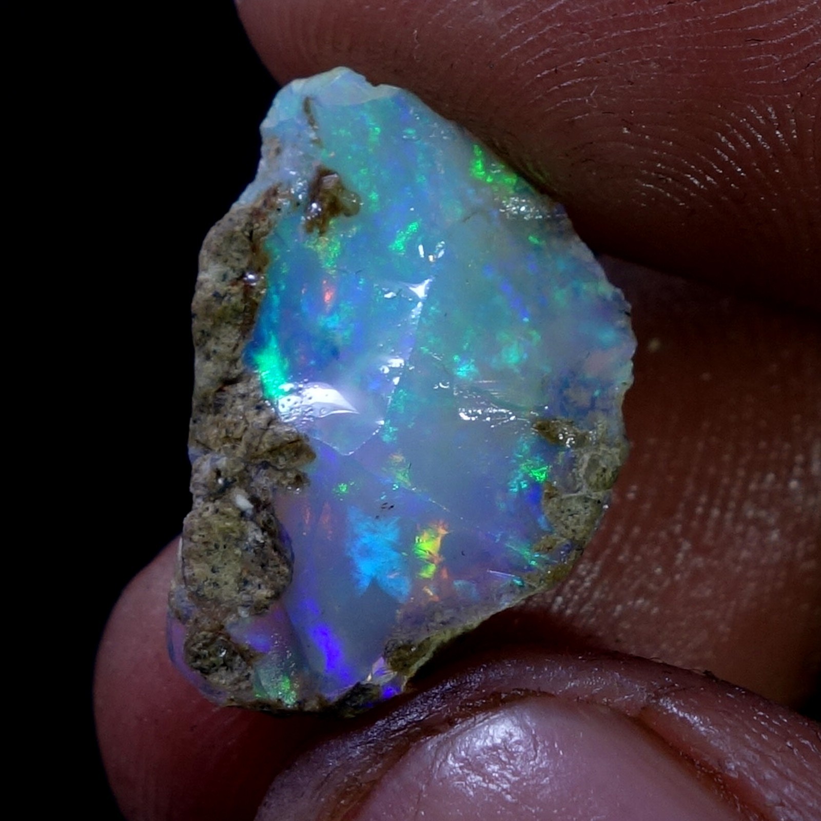 AA+ Ethiopian Dry Opal Rough Entreated Welo Opal Multi Fire Color Flash 07.60Cts