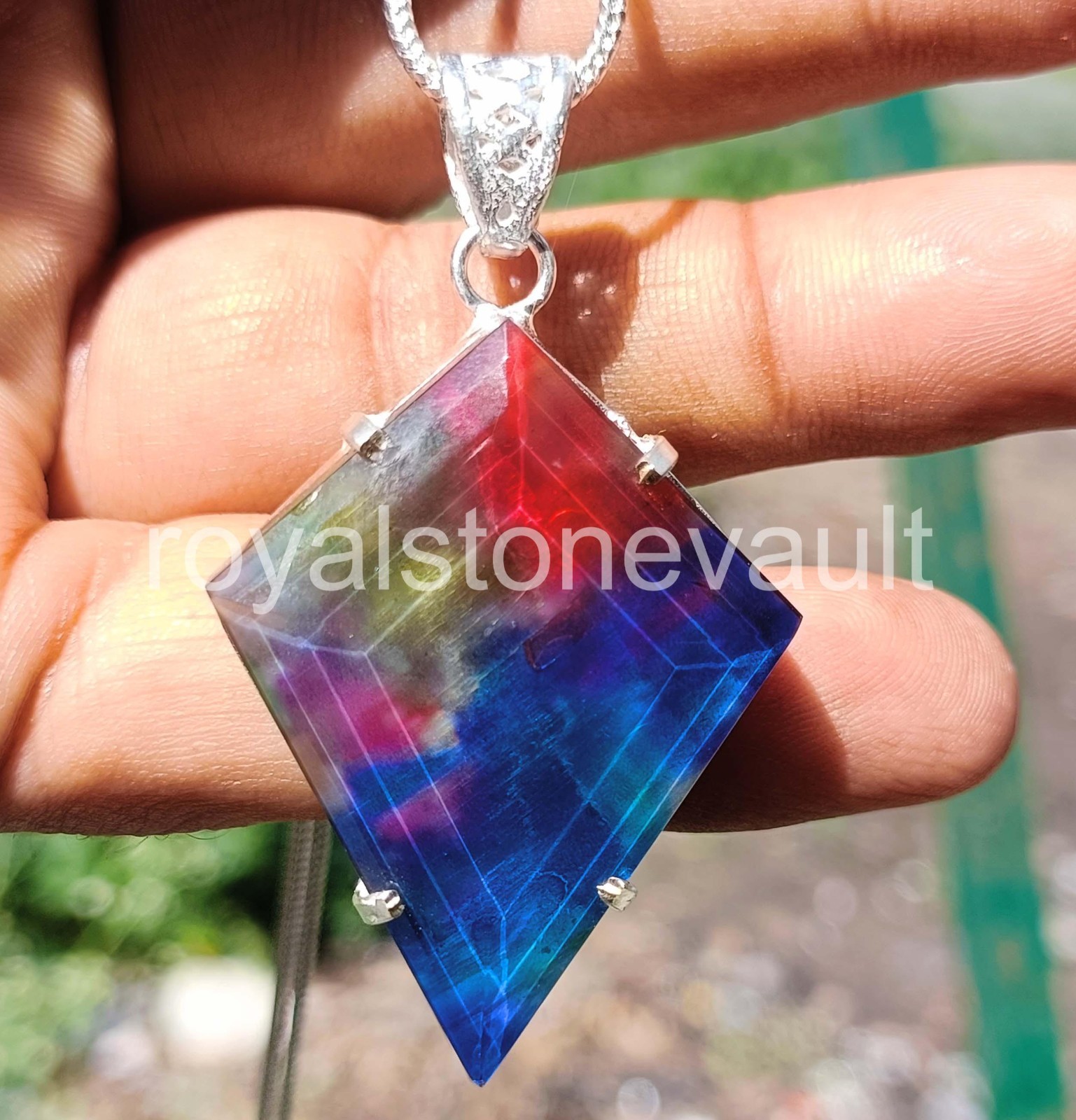 66 Ct Natural Bi Color Doublet Ammolite Pendant 925 Silver Kite Shape IGL 6AHV