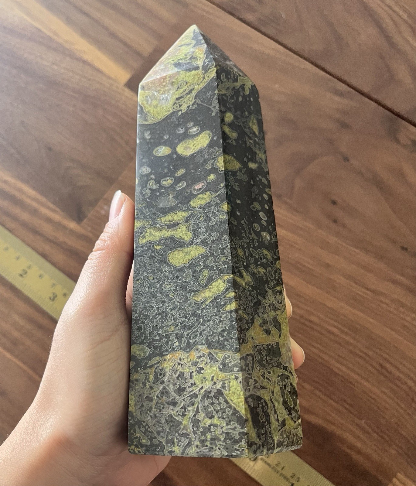 Natural Crystal Stone Serpentine Big Tower 2.24lb Point Energy Healing Green