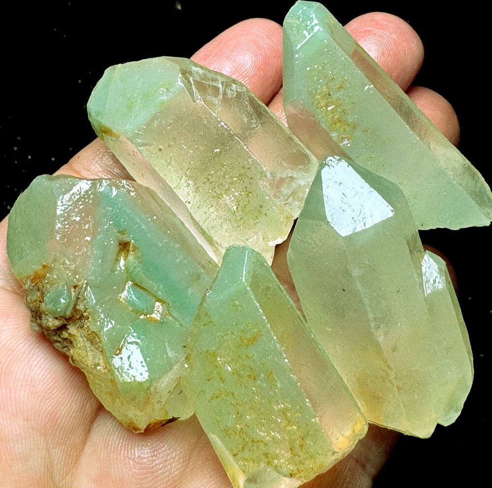 149g 5 Himalayas Phantom ‘Green Ghost’ Lemuria QUARTZ Crystal Point&Pyramid s751