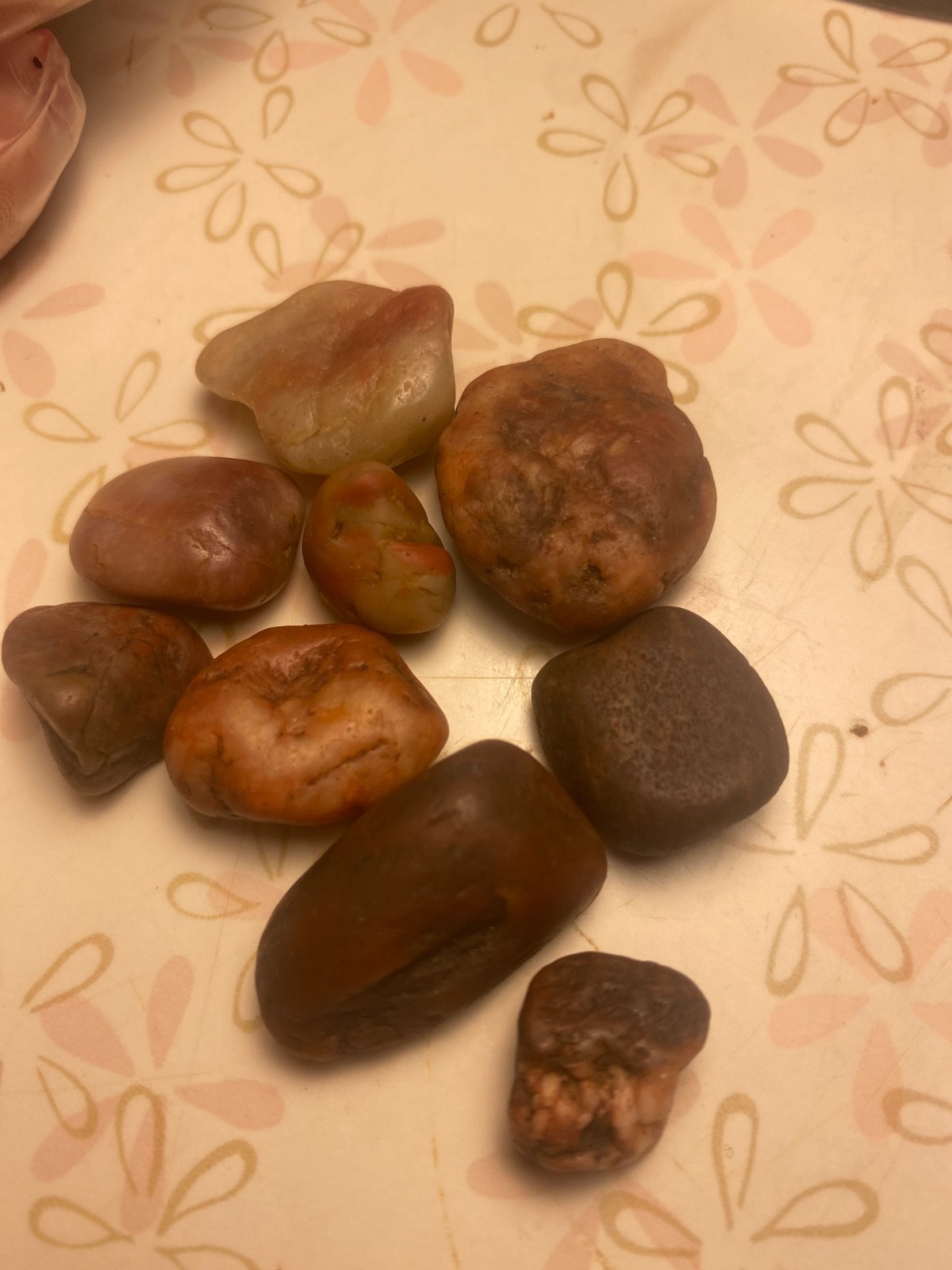 multiple colors of agate beautiful colors