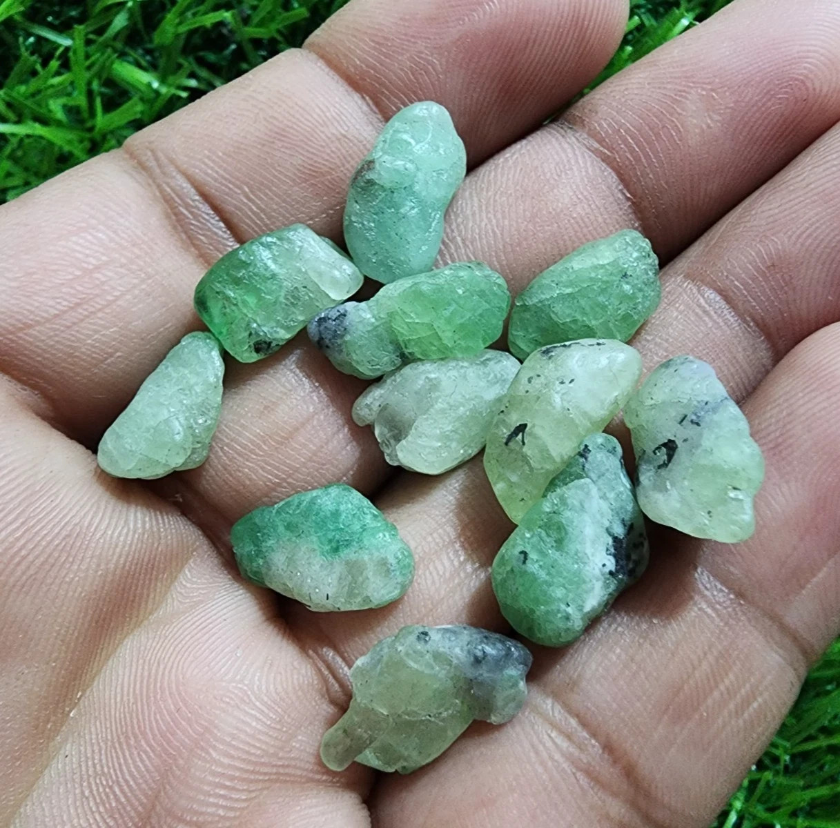 A+Beautiful Tsavorite Green Garnet Rough 11 Pcs Lot Size 14-16 MM Loose Gemstone