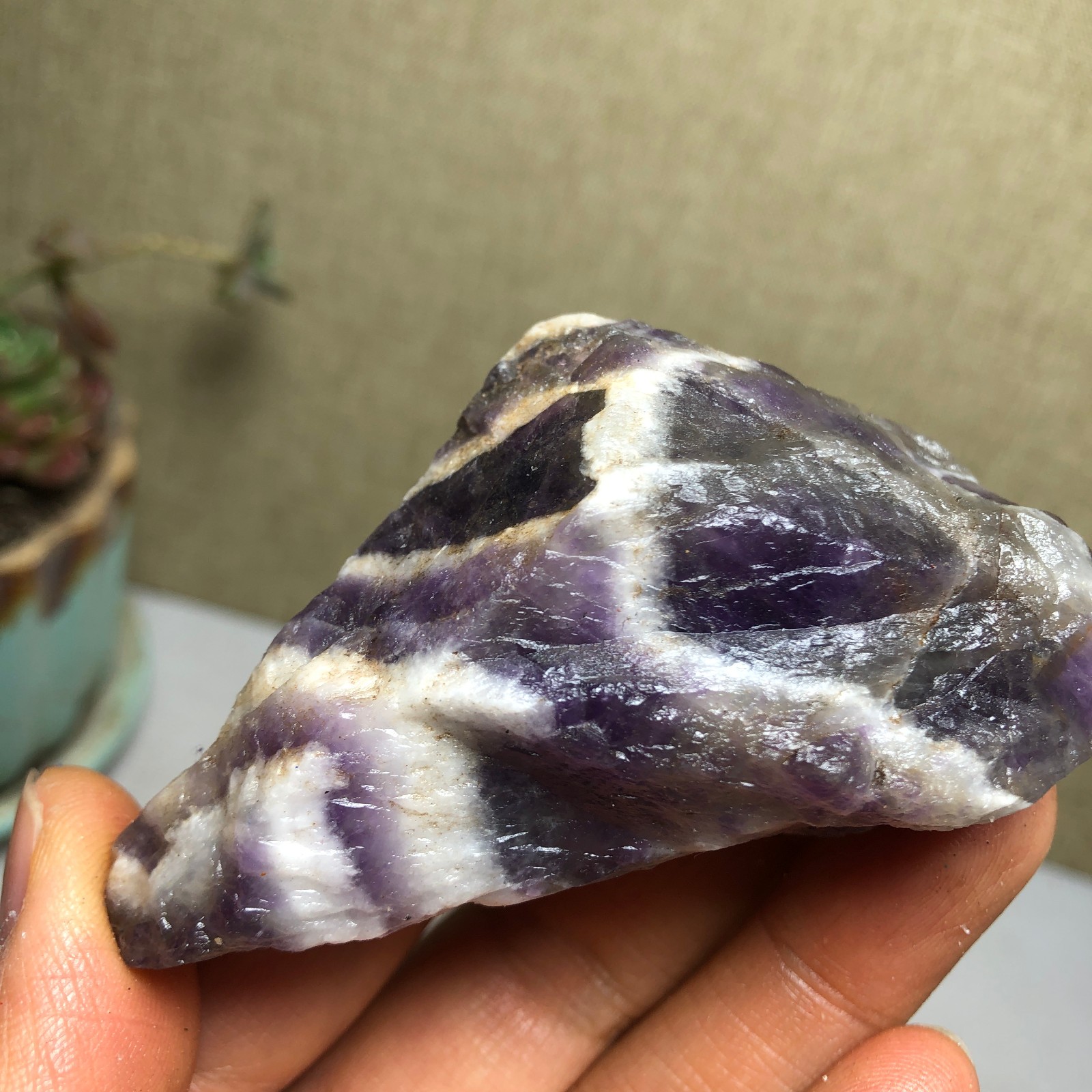 76mm Natural Dream Amethyst gemstone rough Crystal uncut specimens 116g A391107