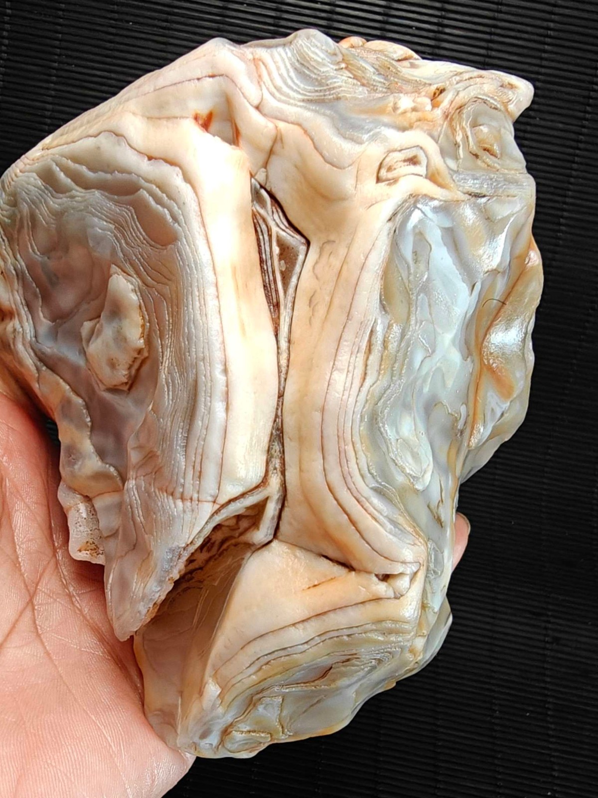 Rare China Inner Mongolia Gobi Eye Agate Stone Specimen Natural Designer 1000G