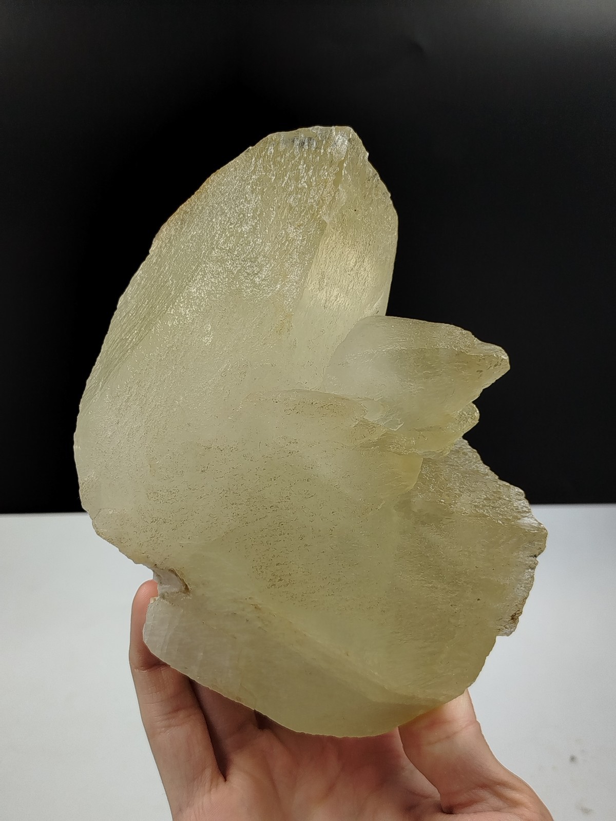 1.39kg Rare Natural Calcite Crystal Mineral Specimen From Balochistan Pakistan
