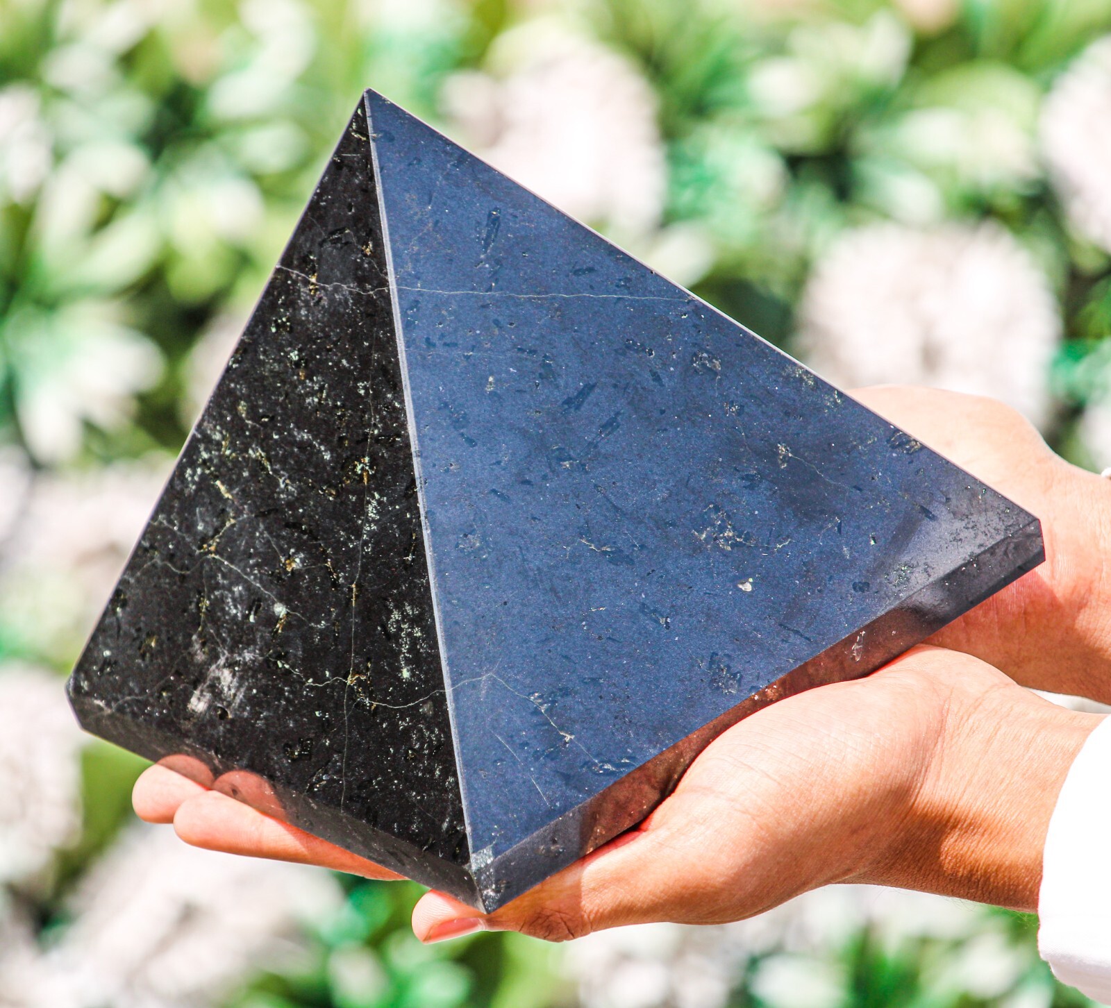 Large 16CM Natural Black Tourmaline Stone Crystal Healing Energy Chakra Pyramid