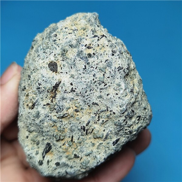 275g Natural Meteorite–Energy stone from space (nonmagnetic) i646