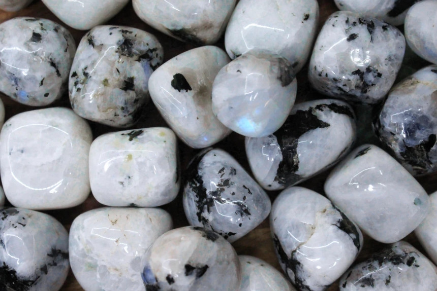 3pcs Rainbow Moonstone Healing Tumbled Stones Home Decor Housewarming Gifts