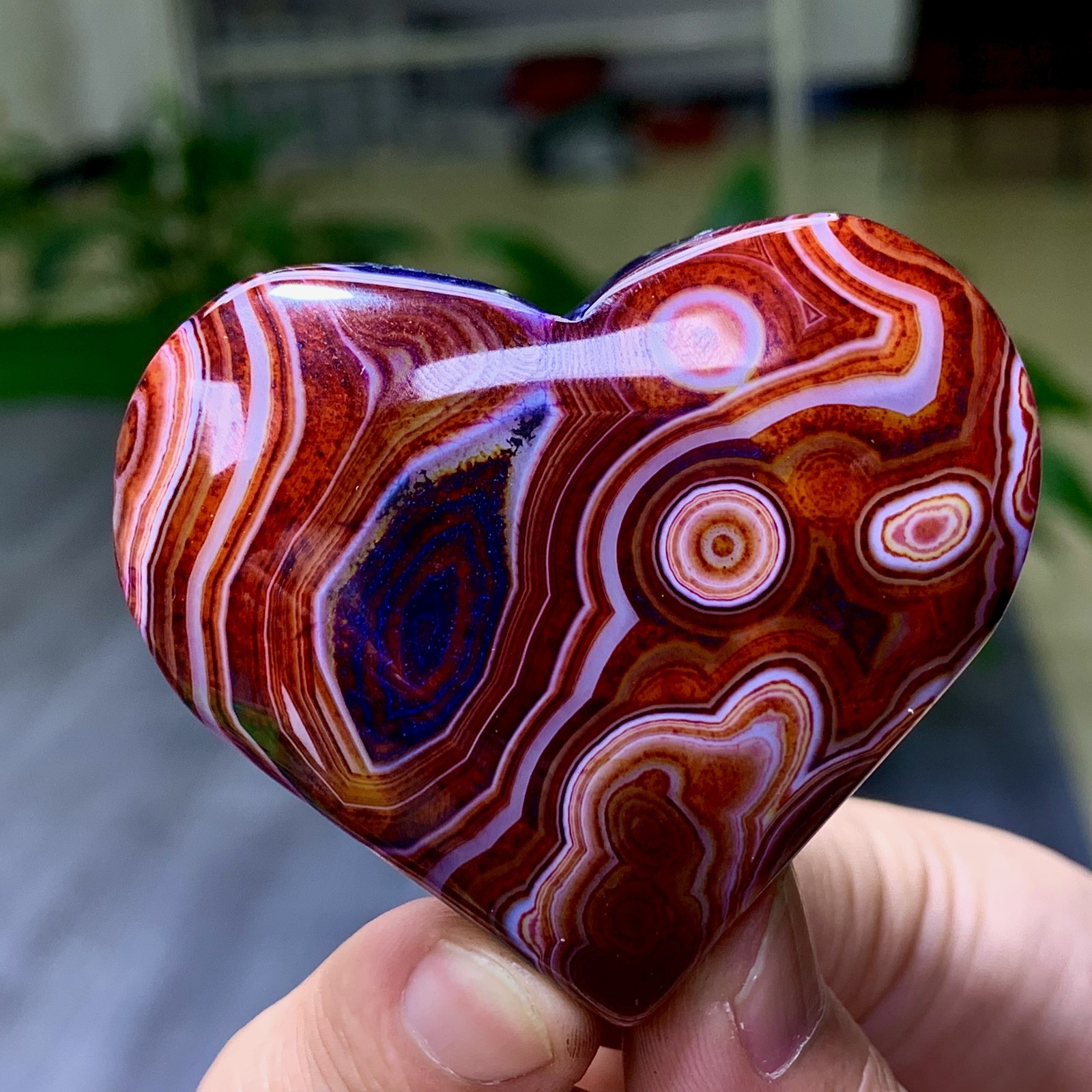 79G Natural colored striped agate crystal mineral heart shape