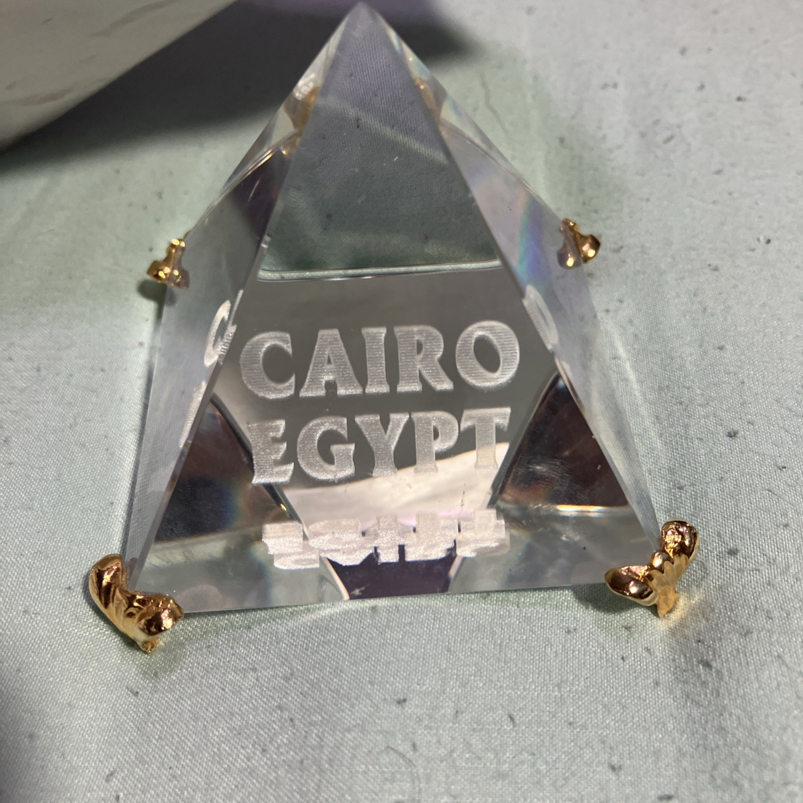 High Quality Clear Crystal Pyramid 2.3″ with Gift Box
