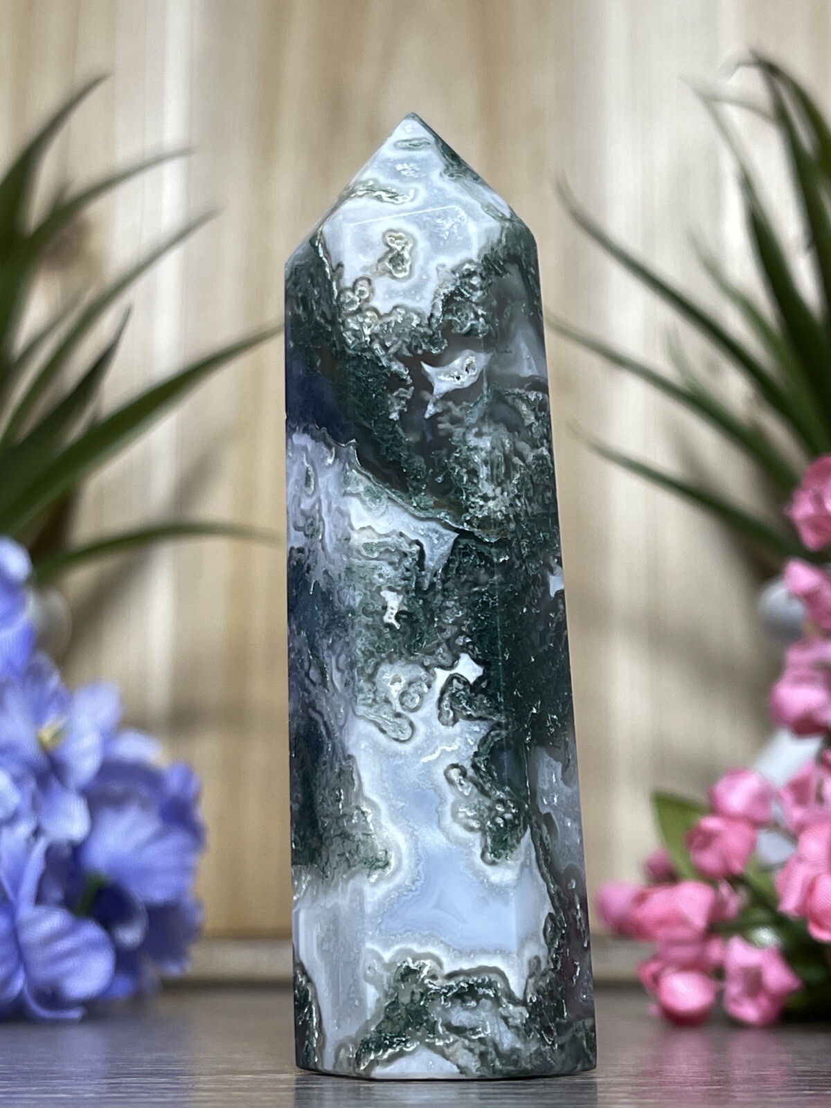 MOSS AGATE TOWER – Mineral Chalcedony Reiki Chakra Green Wiccan Crystal Decor