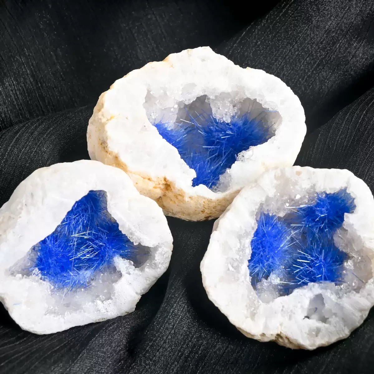 1pc Natural Agate Geode Quartz Crystal Energy Mineral Specimen Reiki Decor