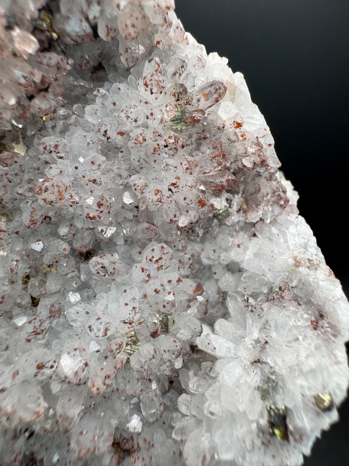 6277 Strawberry Quartz with Golden and Rainbow Pyrite 106g Hun Nan