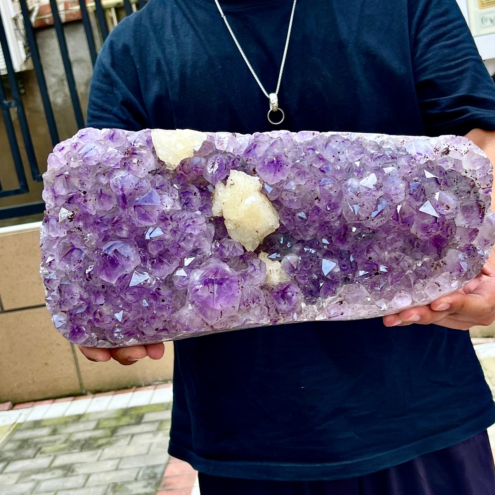 19.95LB Natural Brazilian high-grade amethyst thin skin large teeth