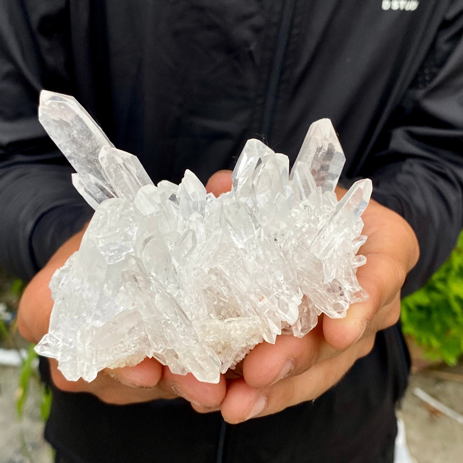 357G A+++Natural white Crystal Himalayan quartz cluster /mineralsls