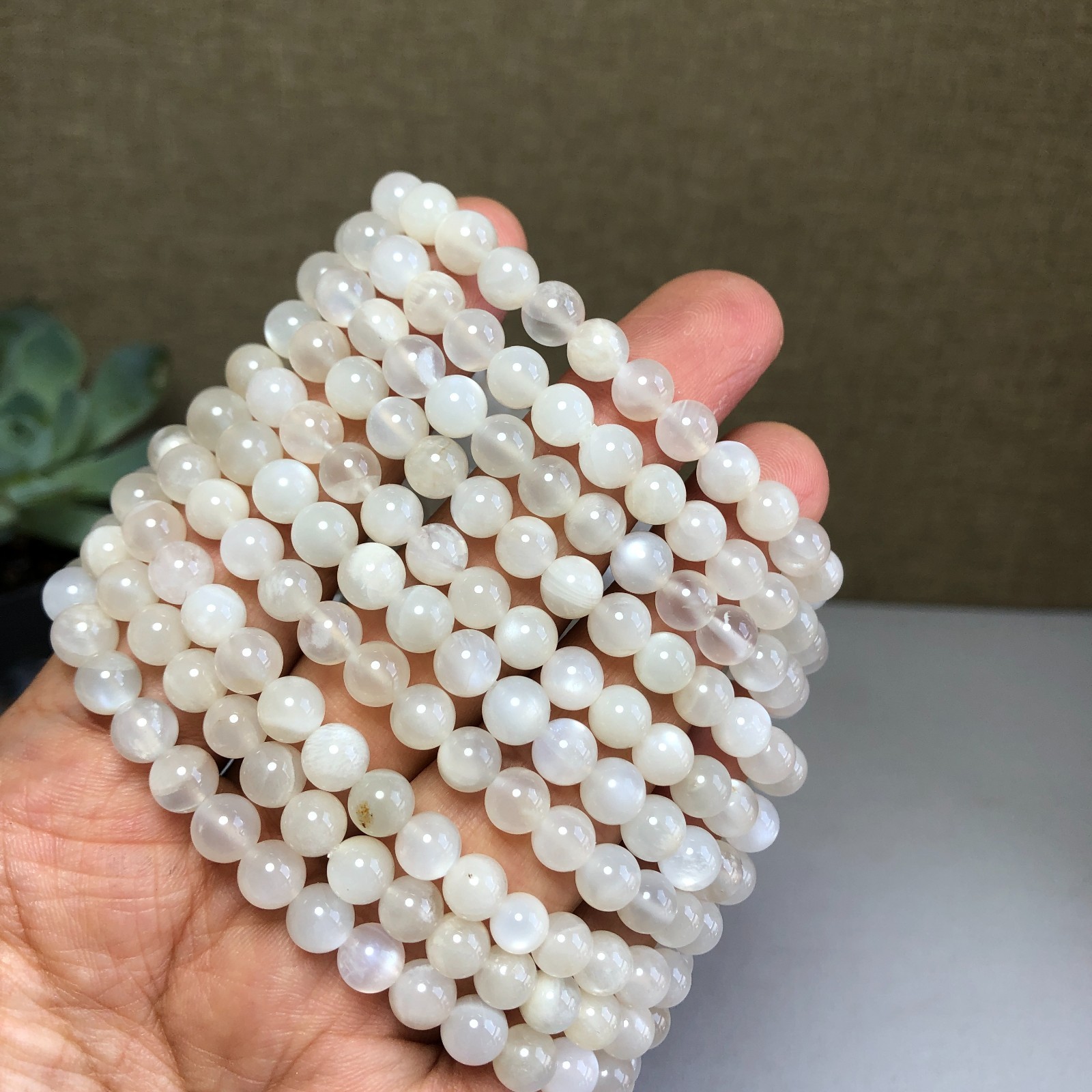 5Pcs Wholesal Natural White Moonlight Stone bracelets Crystal ball sphere 6mm