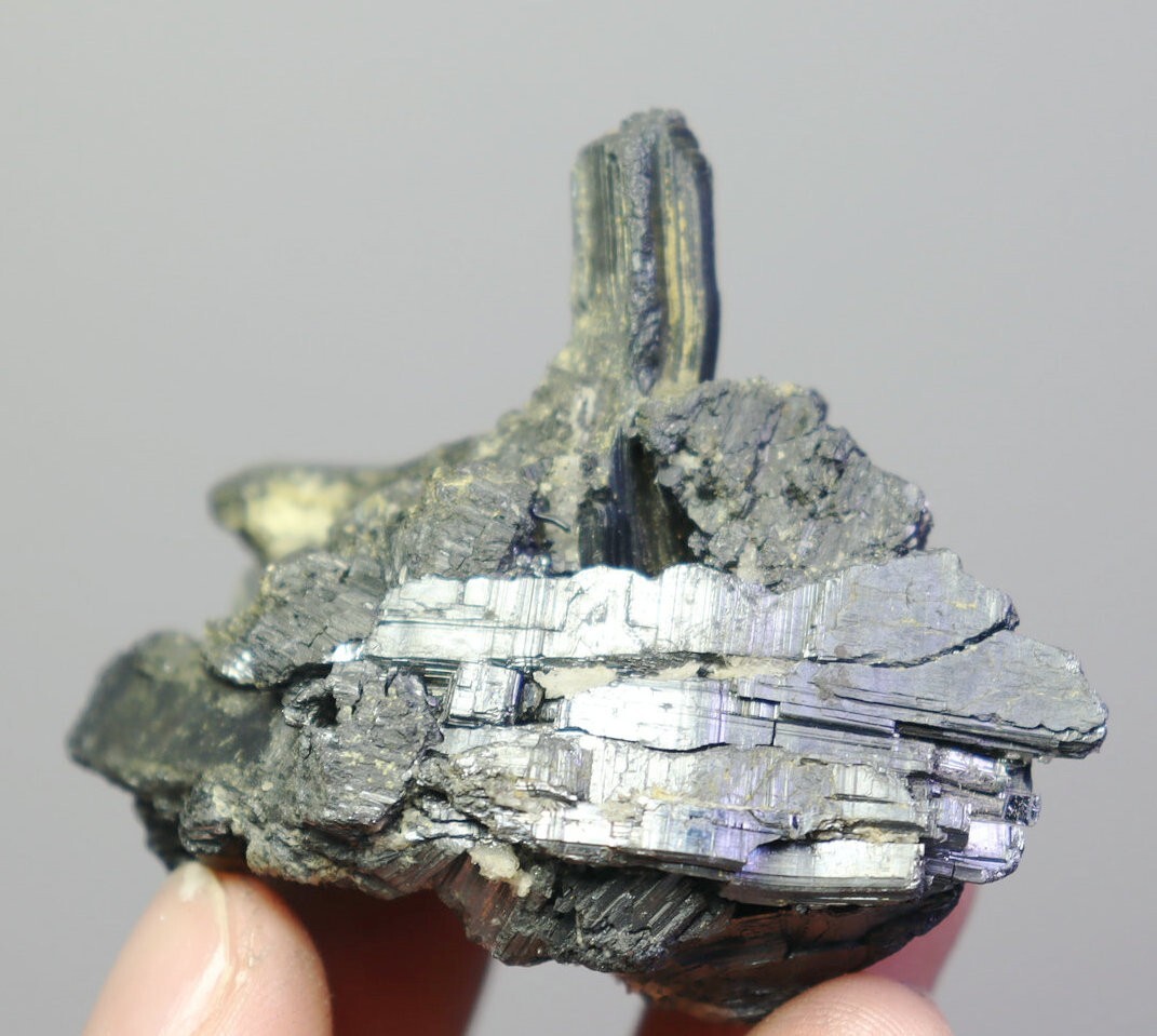 164g Natural Shiny Special Shaped Stibnite Crystal Cluster Mineral Specimen