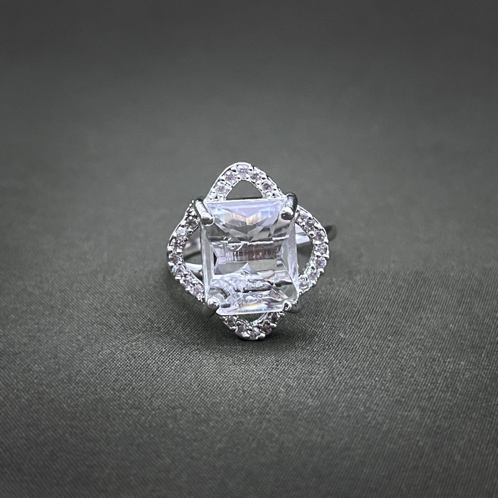 Zircon Stone Prong Setting Adjustable Ring Silver Plated Brass Ring Gift For Her