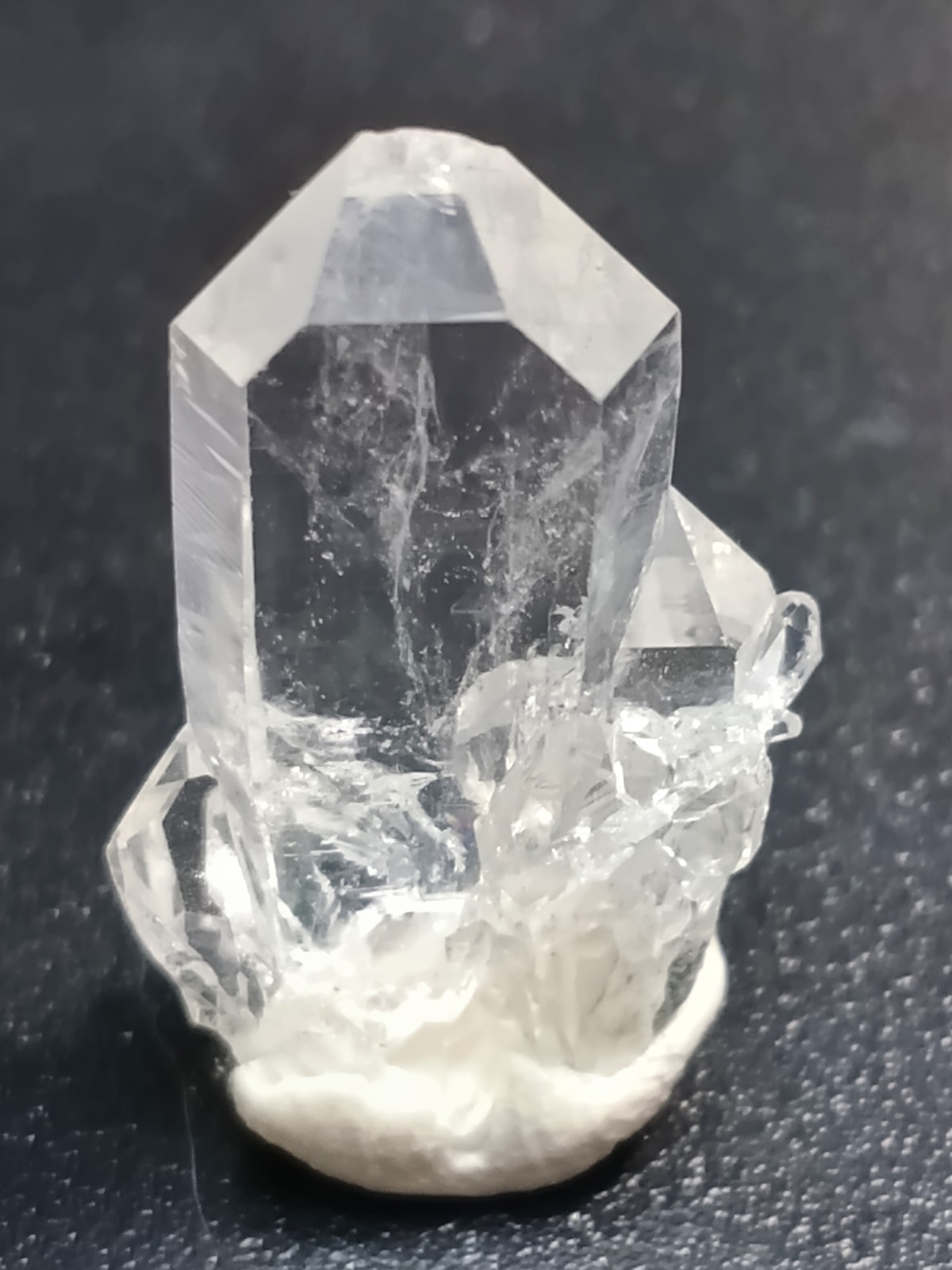 Genuine Faden Quartz Mineral X40