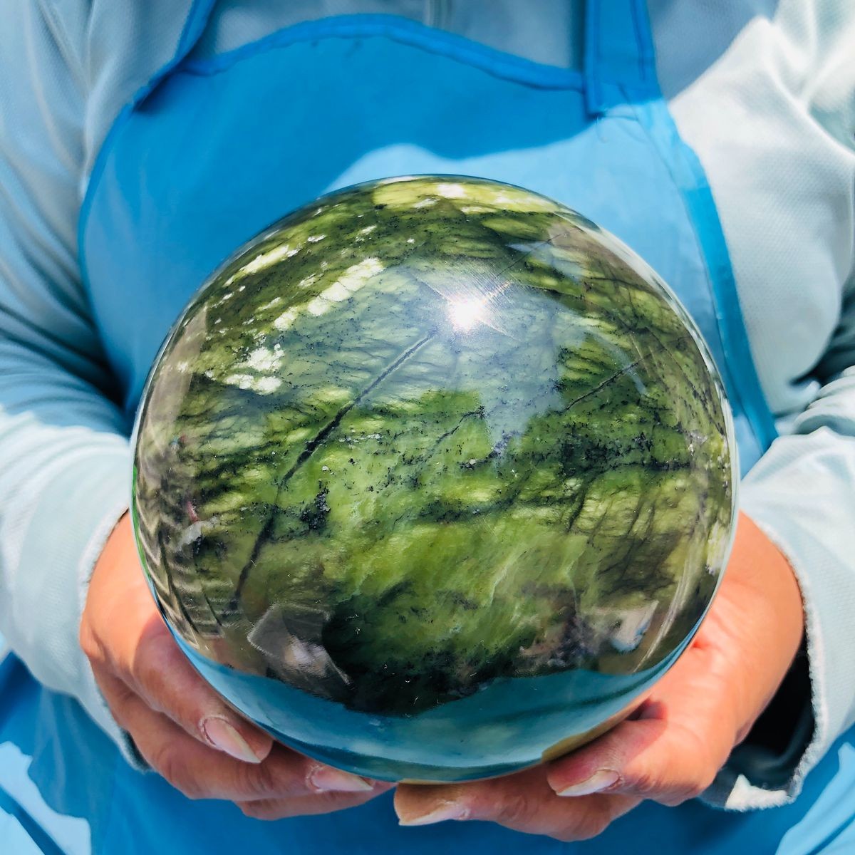 2650g Natural Southern Jade Sphere Green Serpentine Crystal Ball Healing