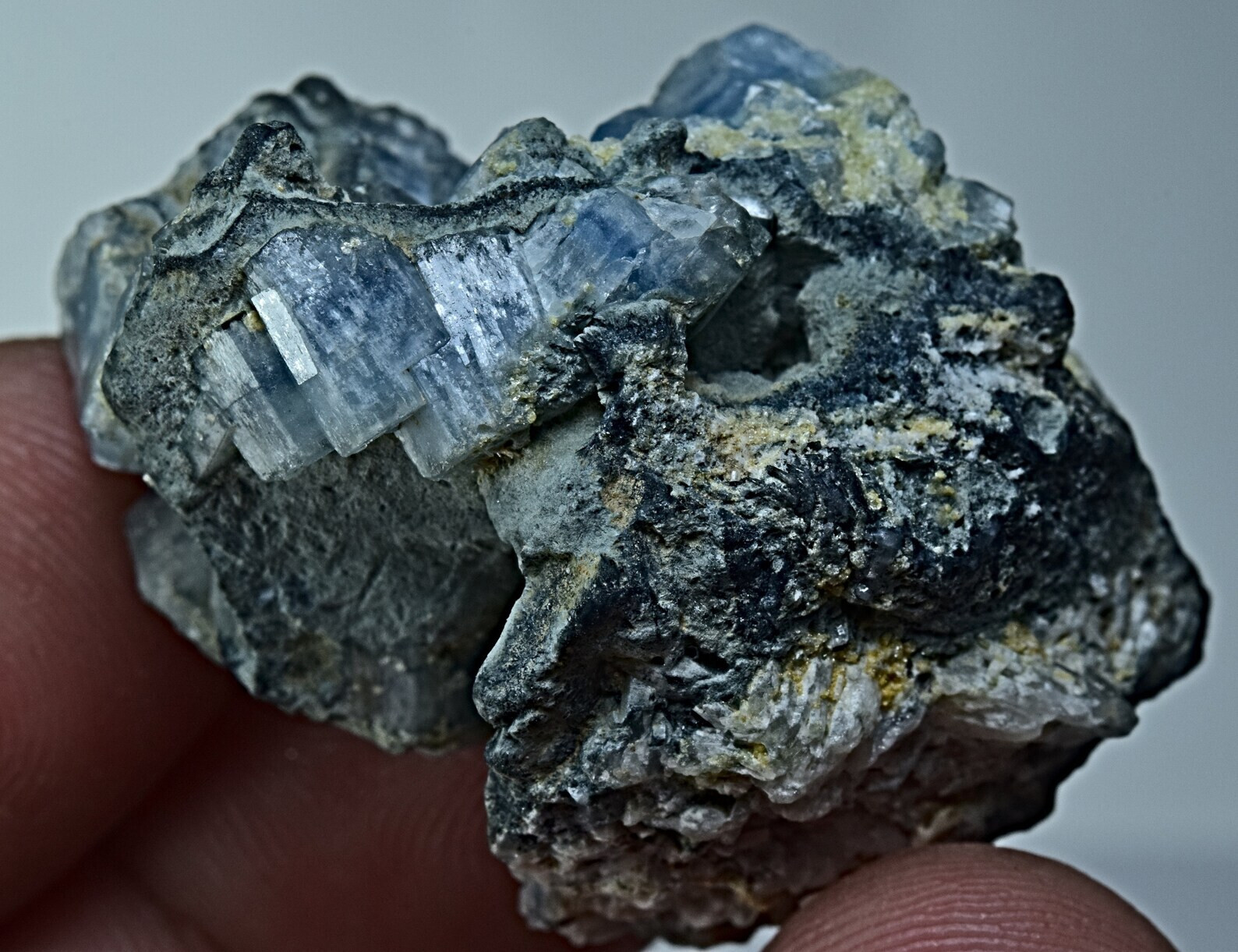 Unusual Vorobyevite Beryl Rosterite Crystal Bunch W/ Coated Tourmaline 95 Carat