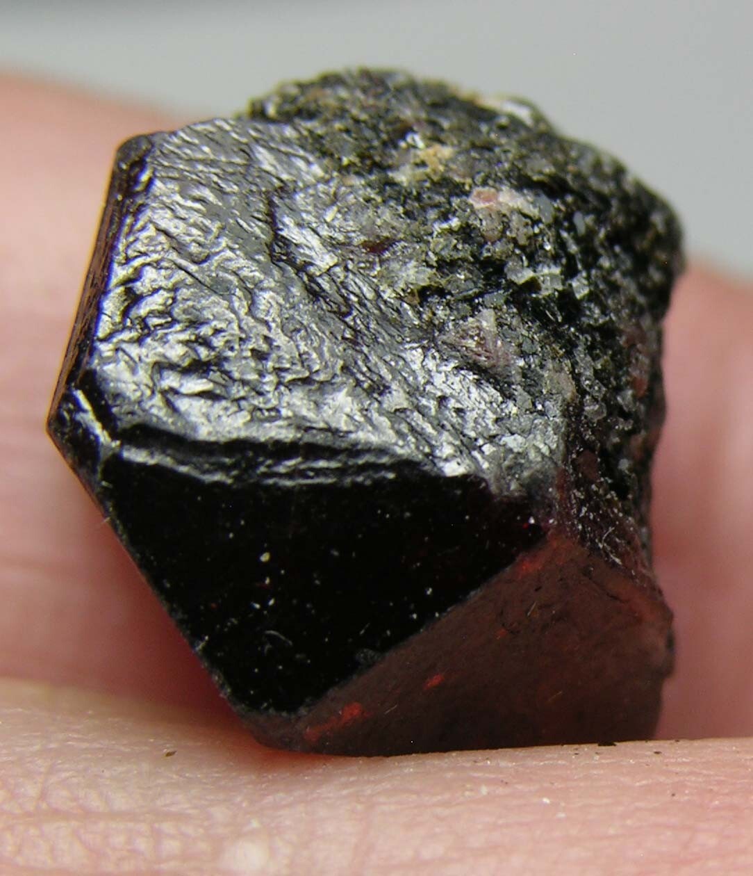 #32 Afghanistan 27.0ct Natural Octagonal Brownish Red Zircon Specimen 5.35g 14mm