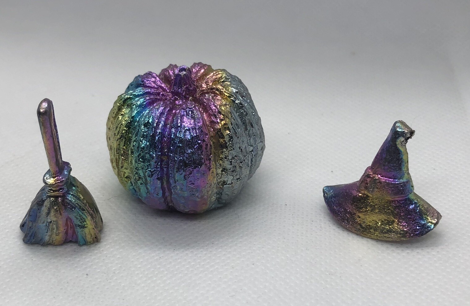 Bismuth Crystal Chinese Halloween Pumpkin, Broom And Witch Hat (3 Piece Set)