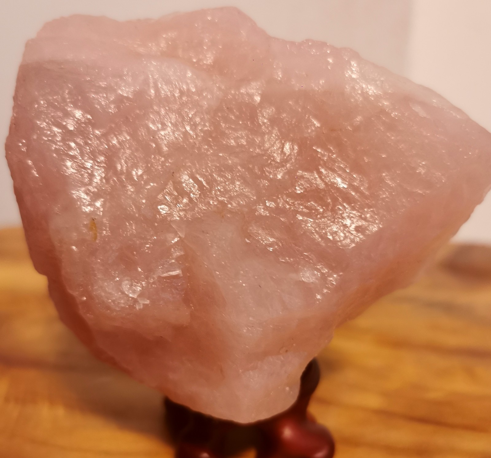 RRP £139 10cm x 9cm x7.5cm Rose Quartz Large,Absolutely stunning with wood stand